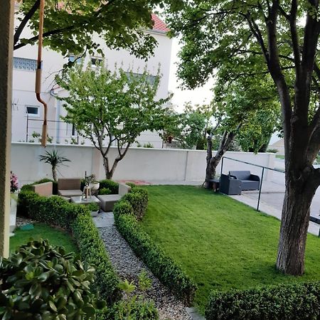 Apartman Barbir ซูโกชัน ภายนอก รูปภาพ